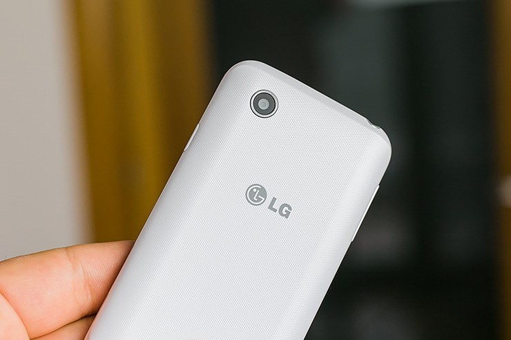 LG L40 (33).jpg